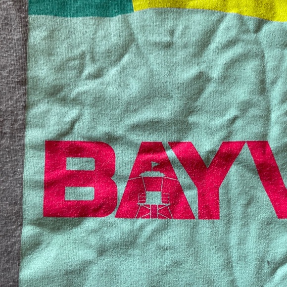 Under Armour Shirt - Picture 4 of 5